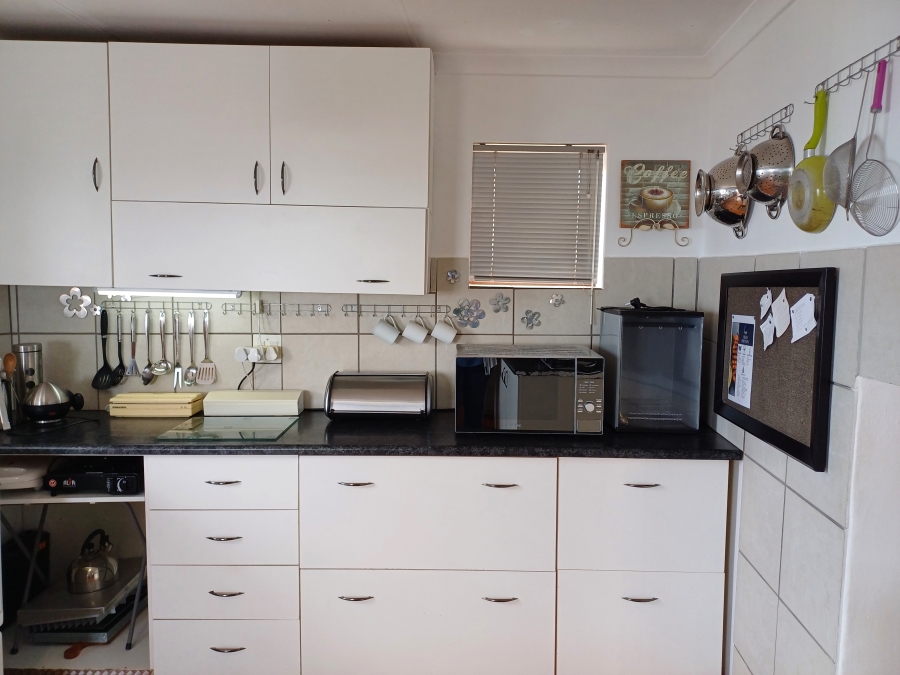 4 Bedroom Property for Sale in Britannica Heights Western Cape